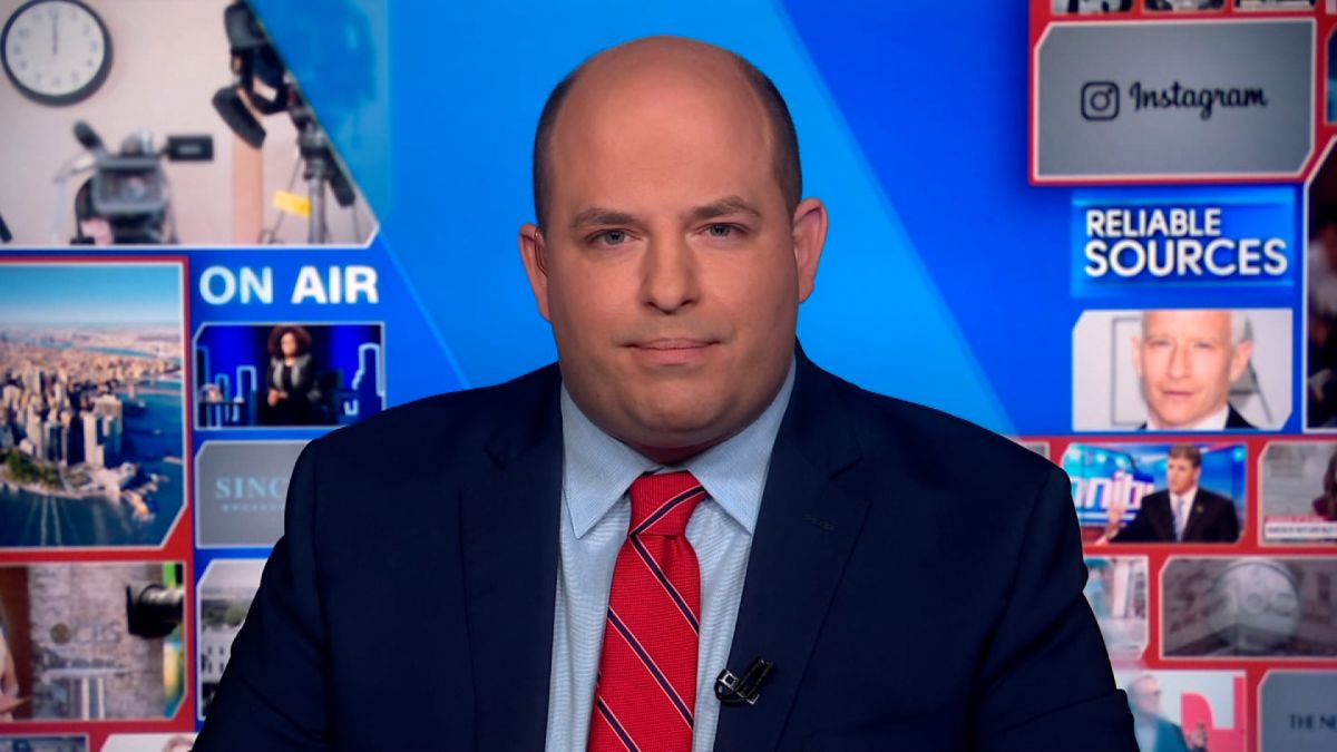 A photo of Brian Stelter