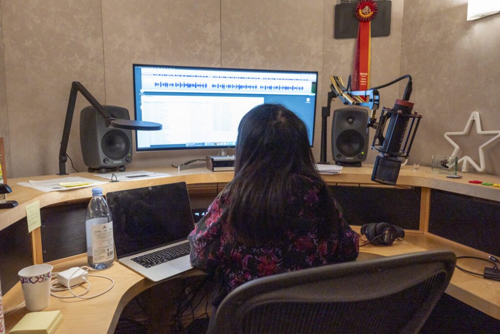 Dawn Cutler V/O Studio