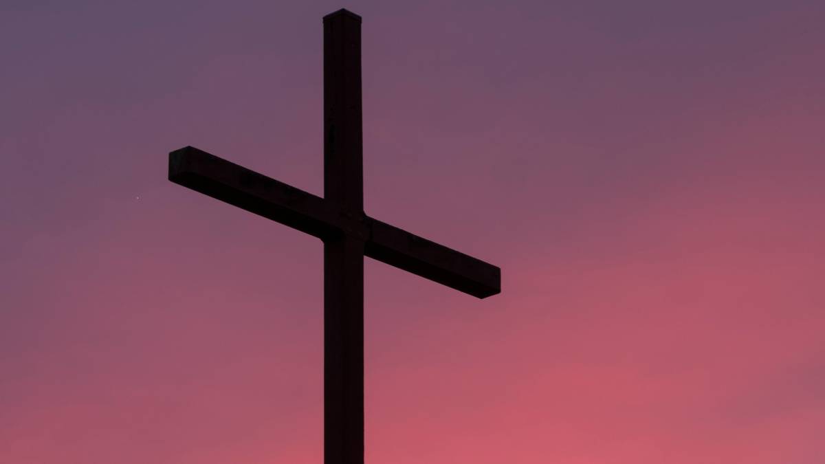 A photo of a cross